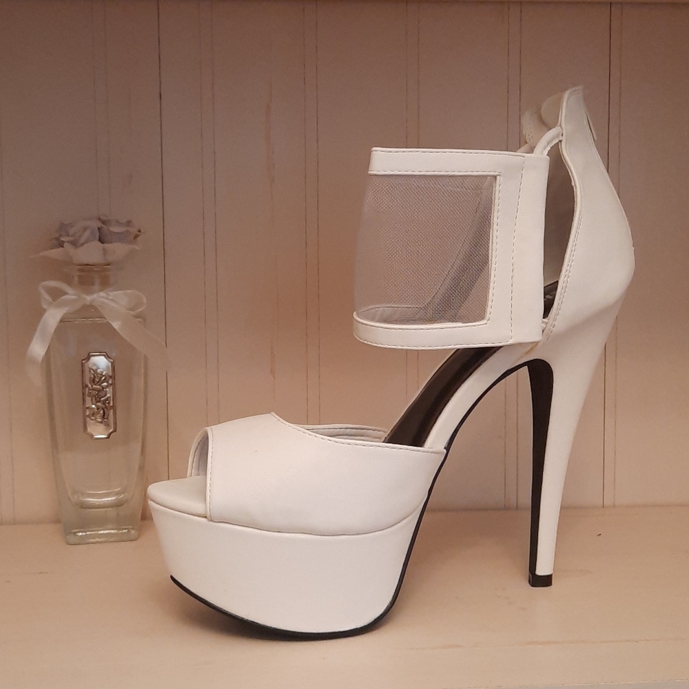Charlotte Russe size 10 heels
